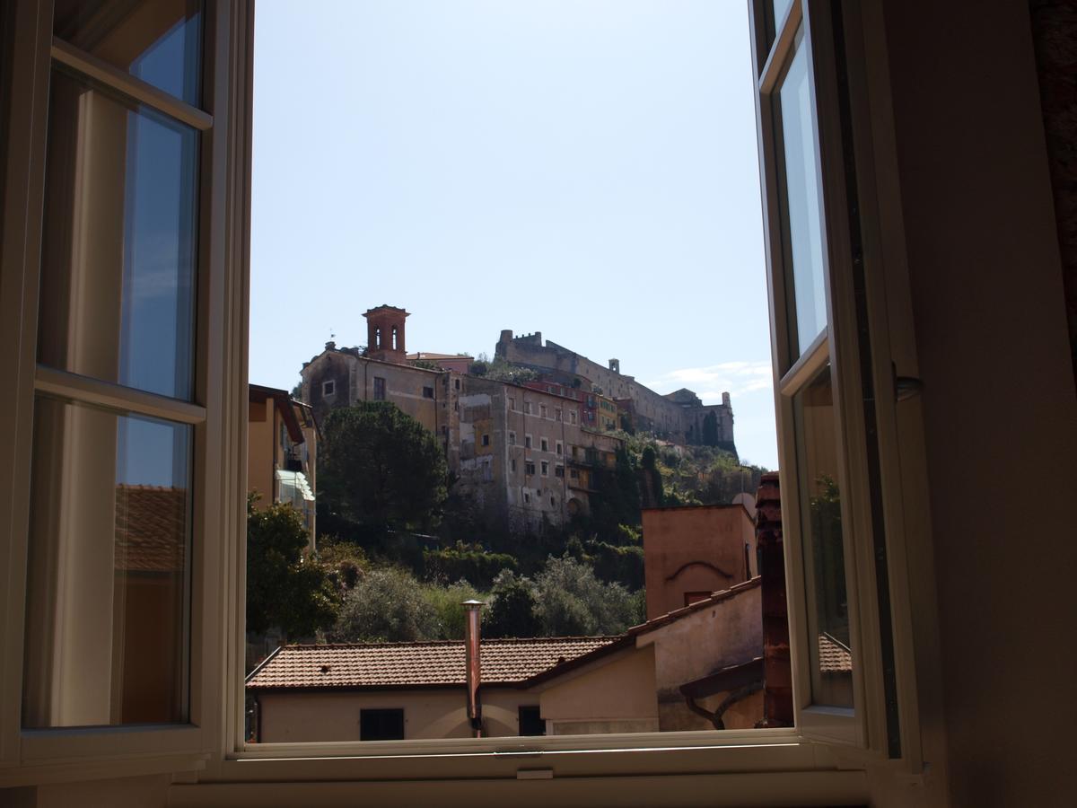 Ostello Palazzo Nizza Massa  Extérieur photo