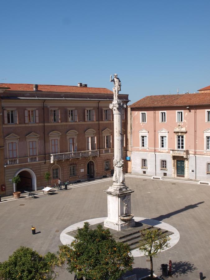 Ostello Palazzo Nizza Massa  Extérieur photo